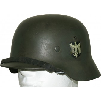 Acero ejército alemán calcomanía doble casco de M35 con los restos de camuflaje. Espenlaub militaria